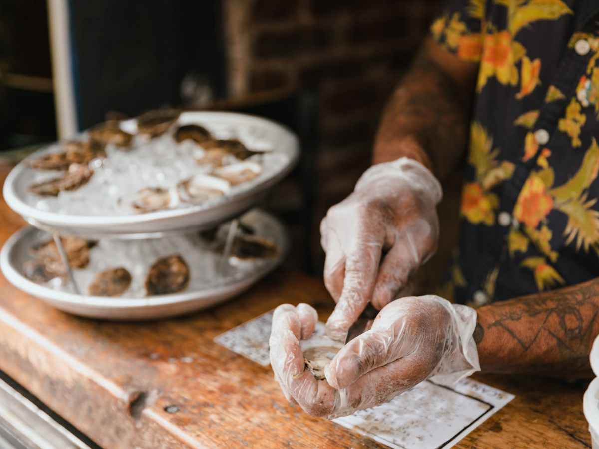 Oyster Season: Truths, Myths and Where to Eat Delicious Oysters in Central London | My Soho Times