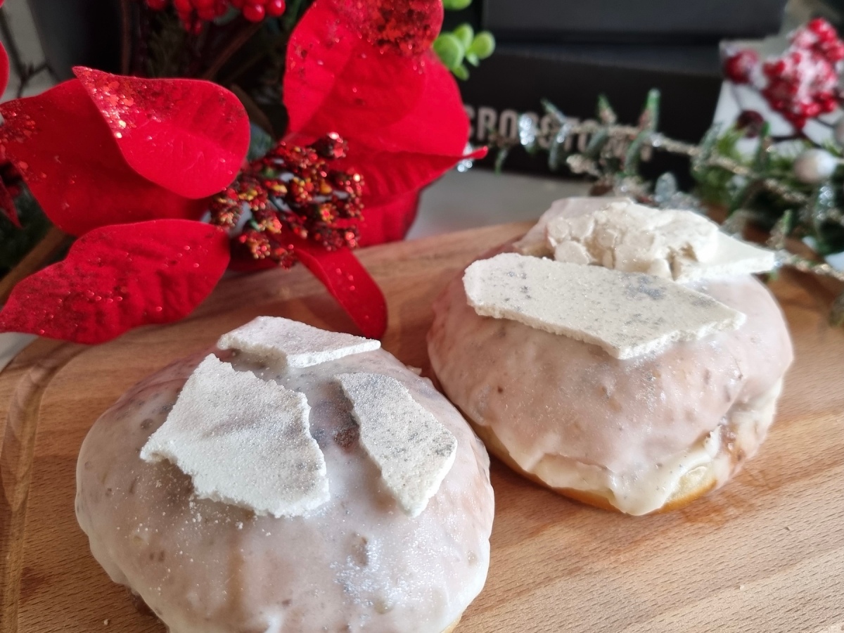 DING DOUGH Merrily on High: Crosstown launches their Christmas Doughnuts and the Mont Blanc! | My Soho Times